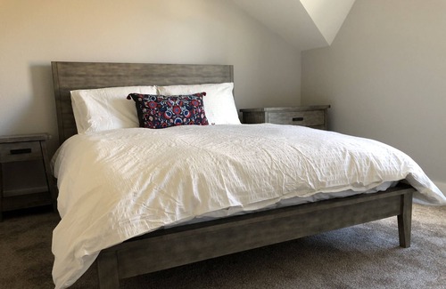 Louisville Casa | Furnished Townhome in Downtown Louisville