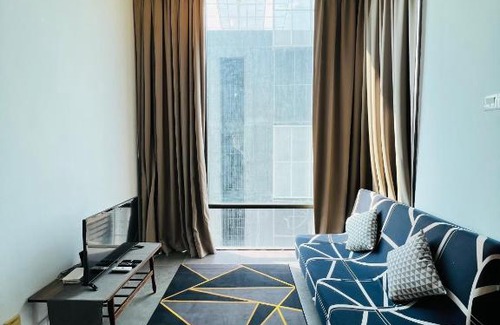 Damansara Perdana Apartamento | Furr Empire Damansara studio free netflix wifi