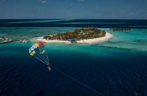 Fushifaru Complejo | Fushifaru Maldives with 50 percent off on sea plane roundtrip 04 nights & above