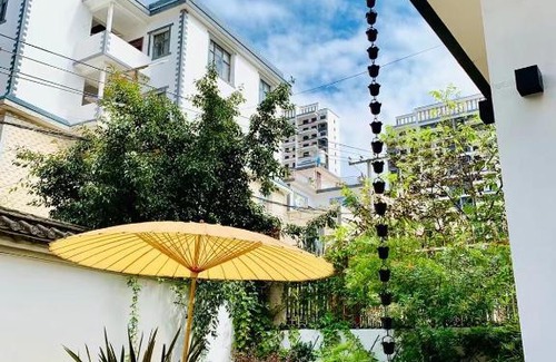 Chengjiang County Casa | Fuxian Lake Qishe B&B