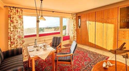 Horumersiel Apartamento | "FW Sonnenschein mit Pool, Balkon, Fahrrad und WLAN"