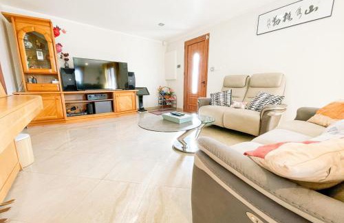 Saint-Ismier Casa | #FW The House of Sunny Gardens
