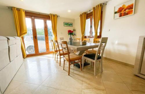 Saint-Ismier Casa | #FW The House of Sunny Gardens