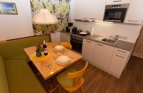 Radstadt Apartamento | Gästehaus Christl
