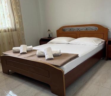 Paralia Dionysiou Apartamento | Gästehaus Dimitra
