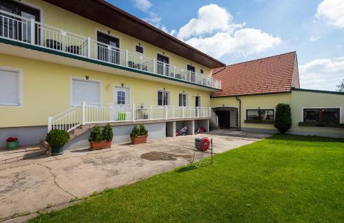 Morbisch am See Casa | Gästehaus - Doris - Wenzl
