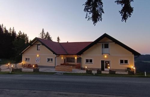 Pack Casa | Gästehaus Hebalm, Family & Friends auf 900 m2 Wohnfläche erleben, Alleinnutzung möglich