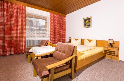 Scharnitz Apartamento | Gästehaus Helga