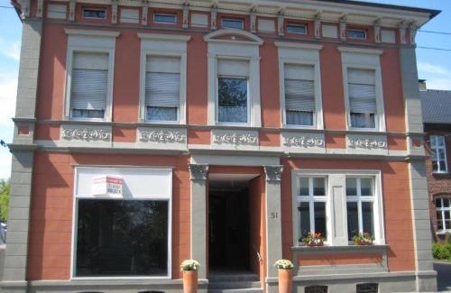 Solingen Apartamento | Gästehaus Hoch