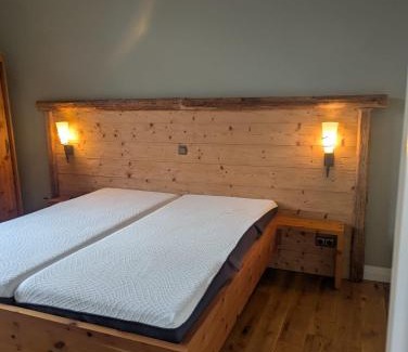 Solingen Apartamento | Gästehaus Hoch