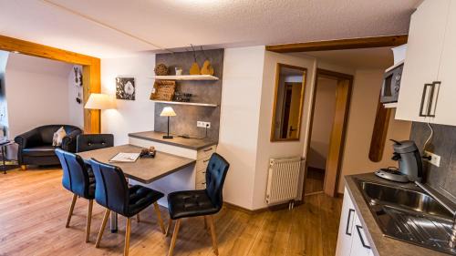 Frohnd Apartamento | Gästehaus Holzer Kreuz - Ferienwohnung "Narzisse"
