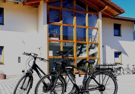 Bad Aibling Apartamento | Gästehaus Hubertus Bad Aibling