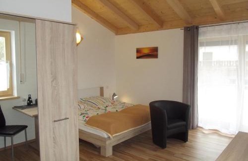 Bad Aibling Apartamento | Gästehaus Hubertus Bad Aibling