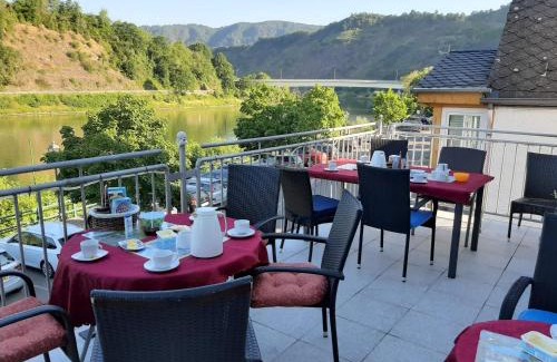 Neef Cama Y Desayuno | Gästehaus Mona Lisa