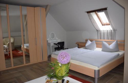 Guestrow Casa | Gästehaus Pension Heß - Das kleine Hotel