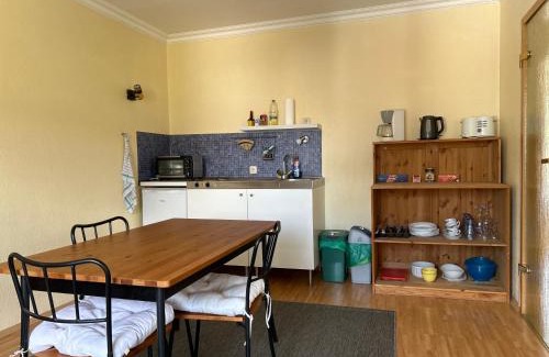 Dormagen Apartamento | Gästehaus-Schild