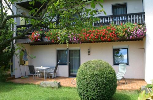 Bad Birnbach Apartamento | Gästehaus Steiger