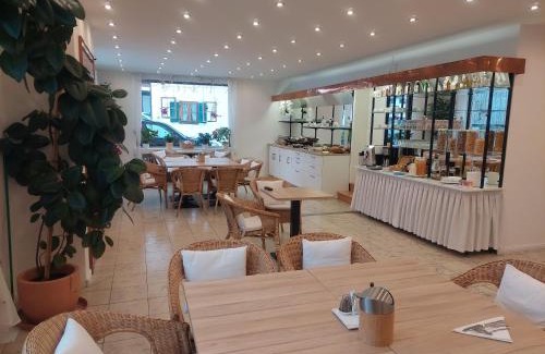 Unterammergau Apartamento | Gästehaus u Ferienwohnungen Veronika incl Frühstücksbuffet und KönigsCard mit 200 kostenlosen Attraktionen