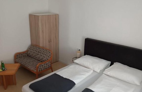 Neuhofen an der Krems Hotel | Gästehaus vor den Toren von Linz