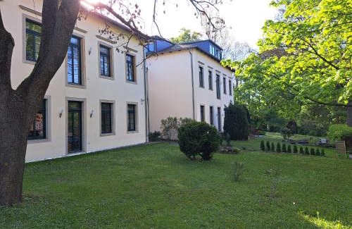 Strehlen Hotel | Gästehaus Villa Seraphinum