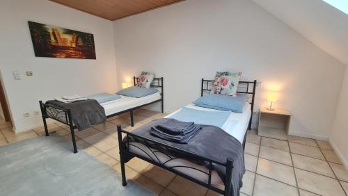 Juelich Casa | Gästehaus Zimmer #4 Jülich