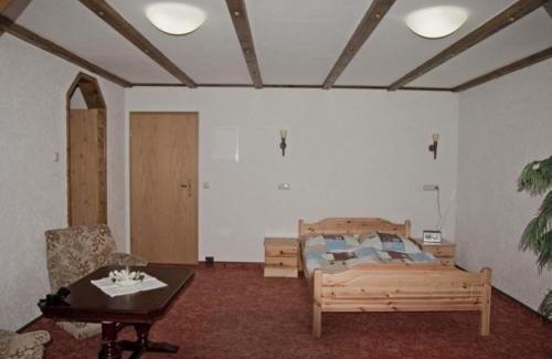 Guentersberge Apartamento | Gästezimmer in kleiner Ferienanlage mit vielen Freizeitmöglichkeiten