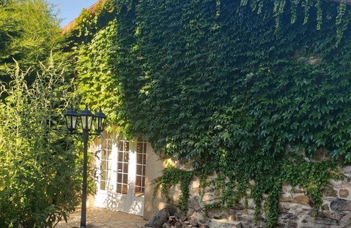 Cheronnac Casa | Gîte à La Maison du Bos un Environnement Rural Tranquille Avec Piscine Privée