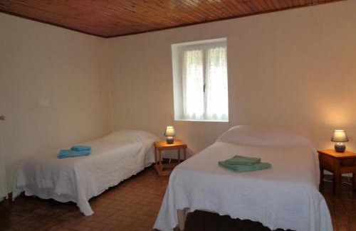 Saint-Jean-la-Vetre Casa | Gîte 110m²: 3 ch, terrasse, jardin, animaux acceptés, wifi, charges incluses, draps fournis - FR-1-496-248