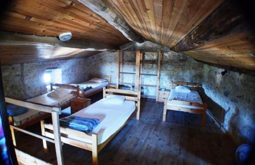 Grospierres Apartamento | Gîte #12, 12 Pers, Domaine De Ribiere