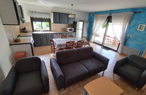 Lagrasse Apartamento | Casa del viticultor en la aldea de Villemagne