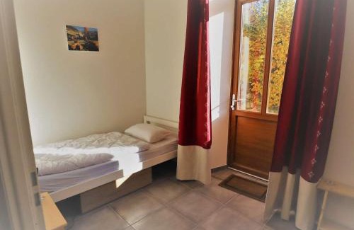 Beaufort Casa | Gîte 15 pers. - Mobilité réduite - Proche Saint-Guérin - Parking, Salle de réunion, Ski room - FR-1-342-260