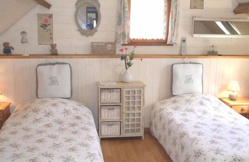 Courcelles-au-Bois Casa | Gîte 2 à 8 Personnes Avec 3 Chambres et 3 Salles de Bains / Cuisine