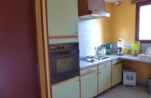 Dompierre-sur-Besbre Casa | Gîte 3 chambres proche attractions avec jardin & Wi-Fi - FR-1-489-51
