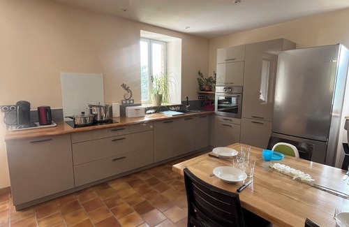 Satillieu Casa | Gîte 4 Saisons (12 pers.) : Calm, Forest & Unforgettable Adventures, Domaine Solio