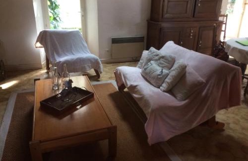 Saint-Adjutory Casa | Gîte 5/6 personnes aux portes du Périgord