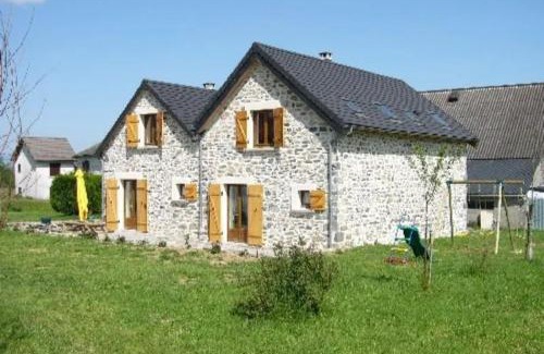 Saint-Julien-pres-Bort Apartamento | Gîte 6 personnes le puy bort
