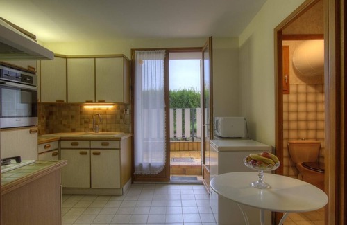 Ambronay Casa | Gîte Agréable, Situé au Pied des Monts du Bugey. De Nombreuses Possibilités de Promenades et de Visi