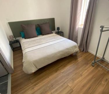 Soultzeren Apartamento | Gîte au bord d’une rivière !