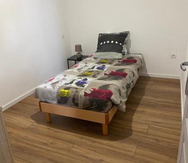 Soultzeren Apartamento | Gîte au bord d’une rivière !
