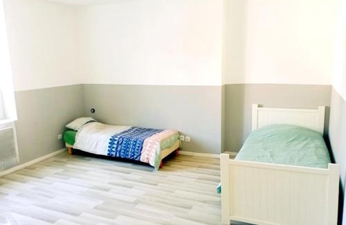 Ecury-sur-Coole Apartamento | Gîte au calme de la campagne, jardin, billard, parking