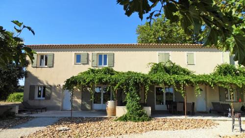 Chateauneuf-de-Gadagne Casa | Gîte au coeur du vignoble des Saumanes