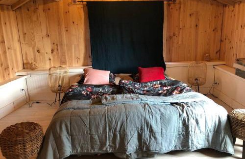 Allonnes Apartamento | Gîte au coeur d'une propriété équestre