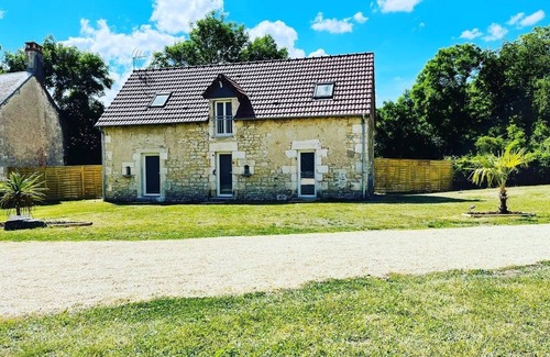 Saint-Germain-du-Puy Casa | Gîte au Domaine la Grange des Saveurs