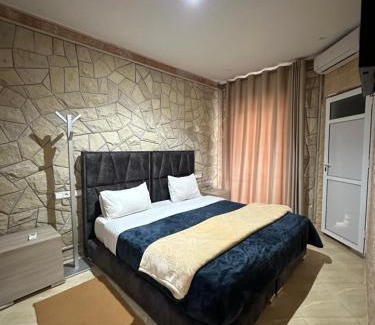 Bab Boudir Casa | Gîte - Auberge PYRAMIDES Bab Boudir