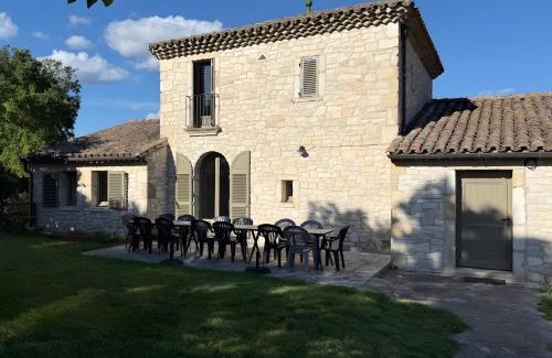 Saint-Mathieu-de-Treviers Casa | Gîte avec piscine de 25 m et spa