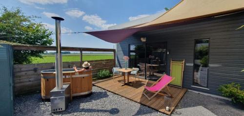 Massy Casa | Gîte avec bain nordique dans la campagne brayonne pour 2 personnes