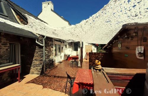 Gouezec Apartamento | Gîte Bülbül