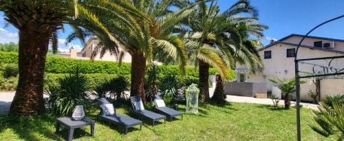 Saint-Paul-de-Vence Apartamento | Gîte Bastide la Palmeraie - au calme, dans propriété, parking assuré