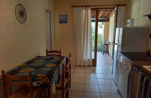 Banne Casa | Gîte Bleu Le soleil souriant