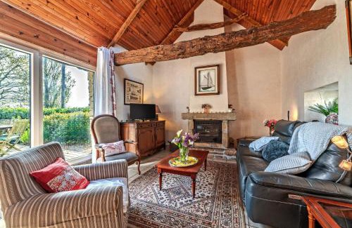 Guiclan Casa | Gîte calme avec jardin et terrasse